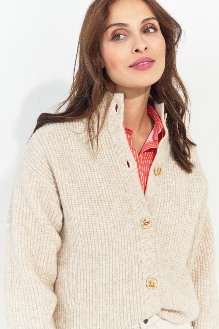 TIANA - Cardigan beige tricot à col montant