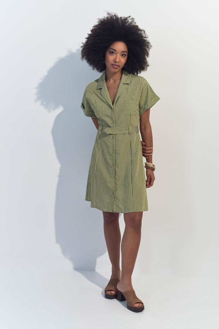 RORAIMA - Robe chemise verte à motif fines rayures