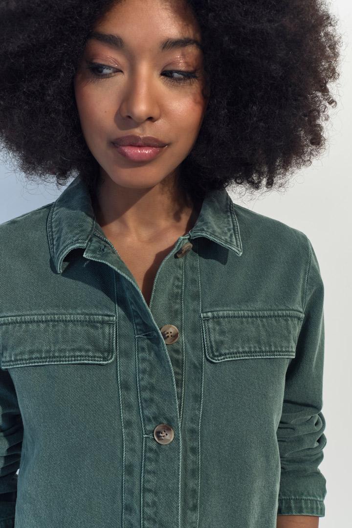 DARIA - Veste en jean verte surteint Azudel®