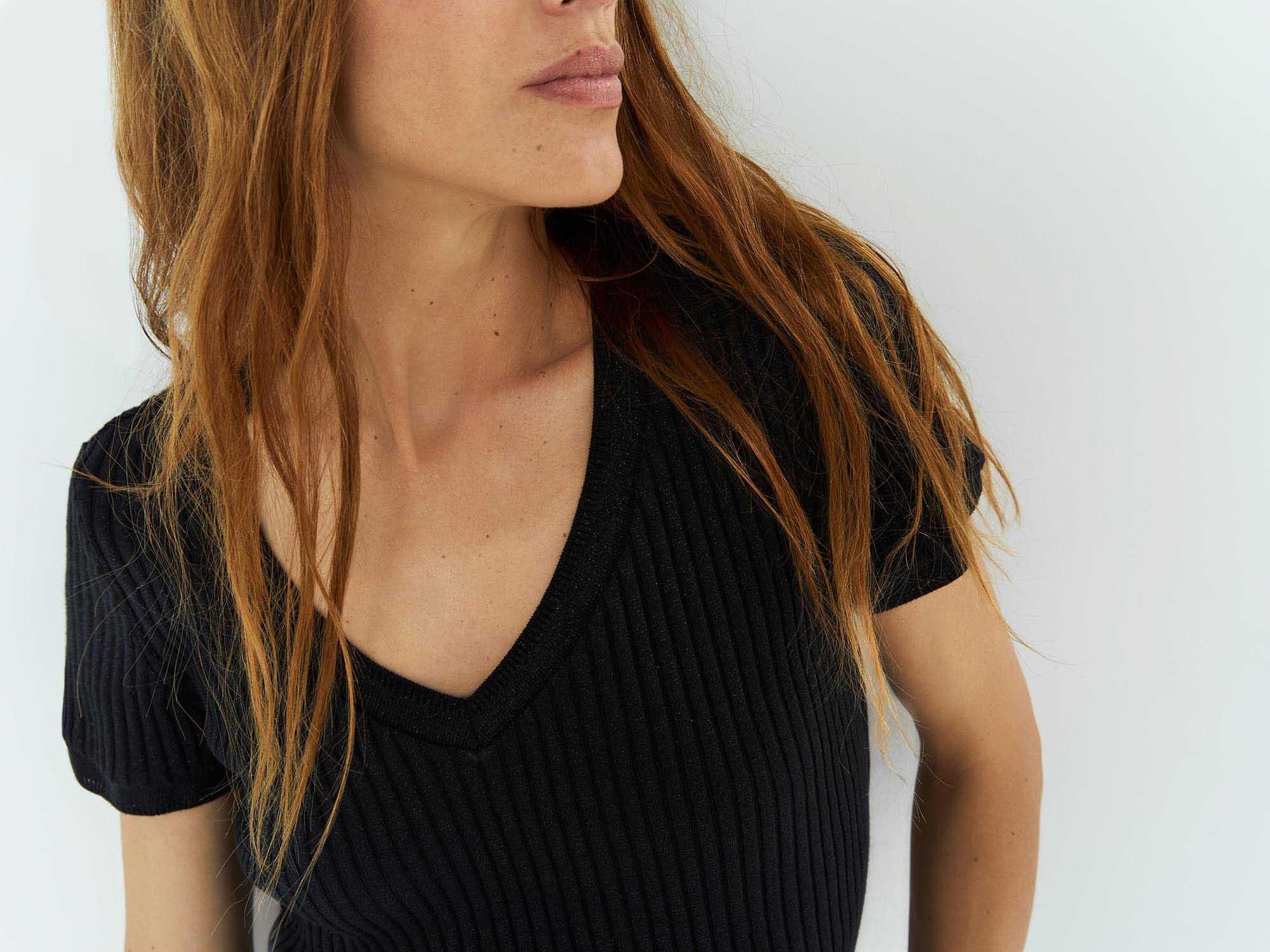 MILES - T-shirt noir tricot côtelé pailleté