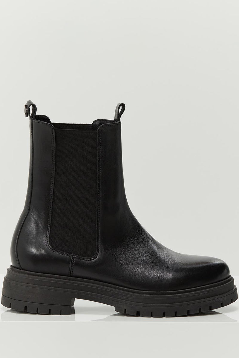 O.MAYA - Chelsea boots noirs en cuir à semelle crantée