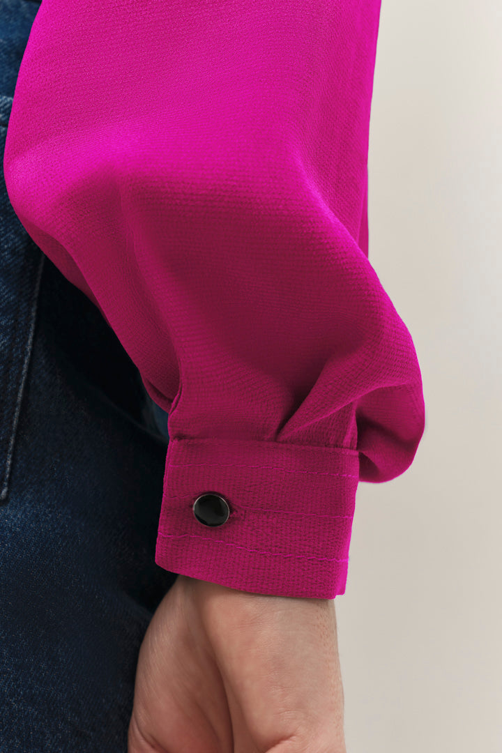 CYRILLE - Blouse fuchsia fluide à col lavallière