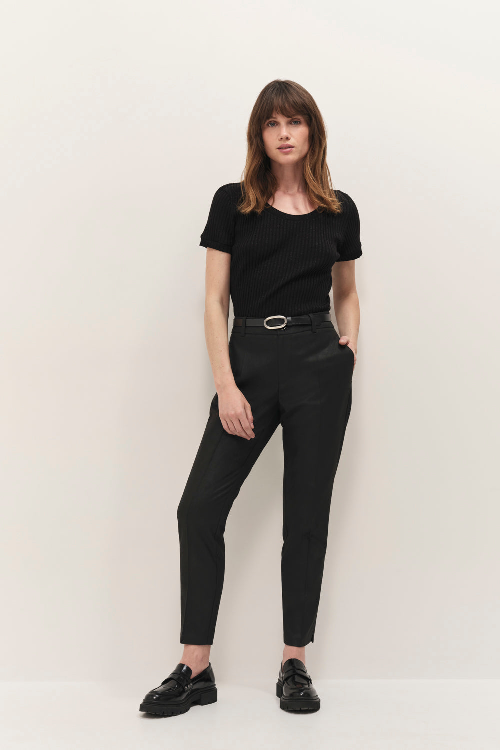 PAN Pantalon cigarette noir enduit taille haute 7 8e One Step