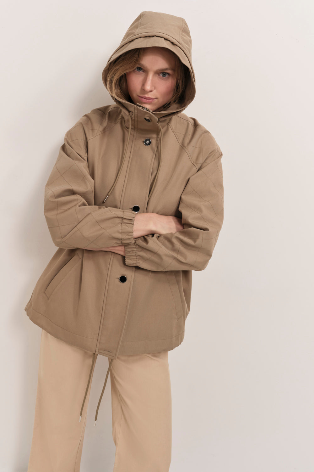 DYMAS - Parka courte almond avec zips côtés