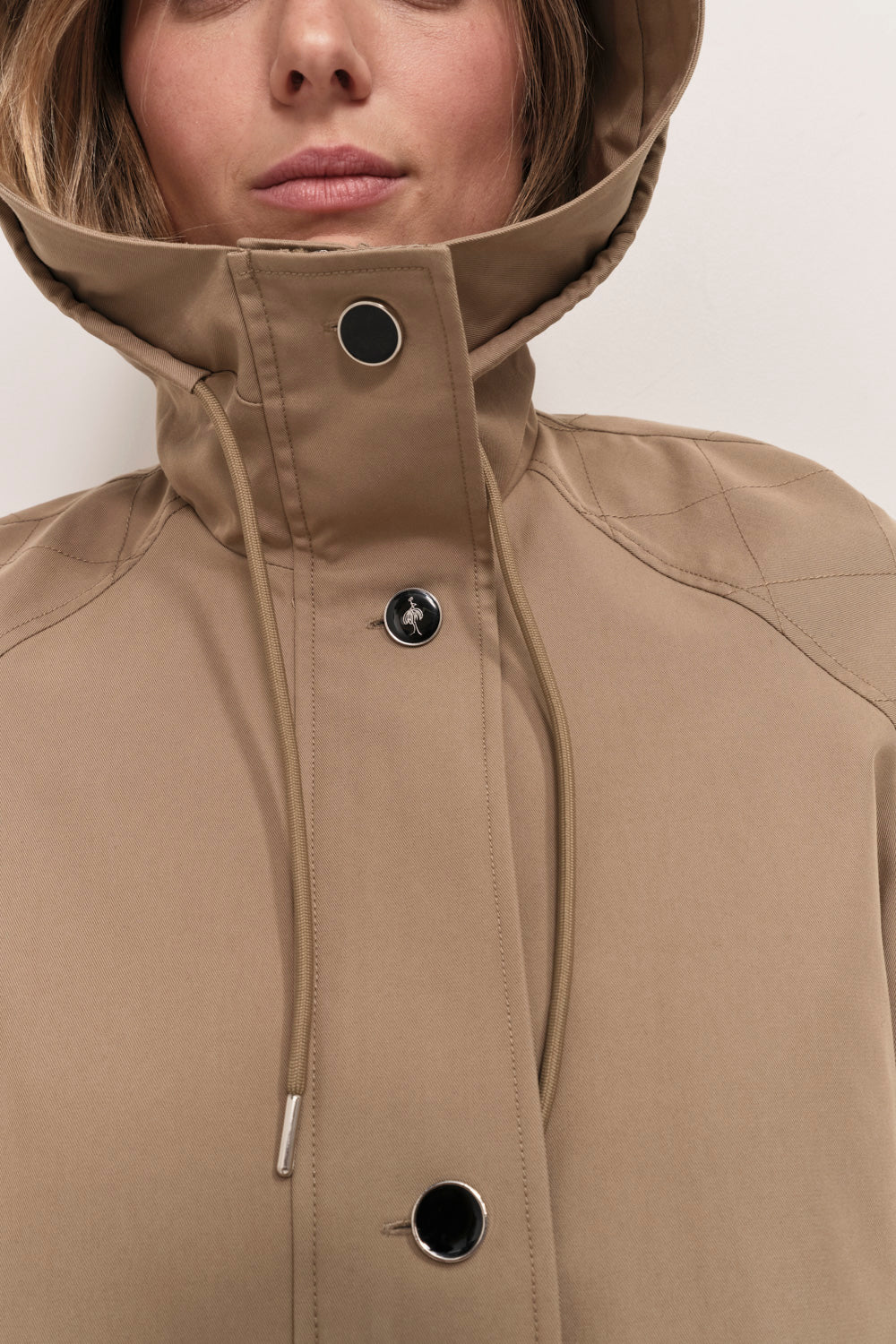 DYMAS - Parka courte almond avec zips côtés