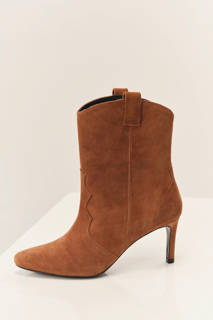 O.CALA - Boots à talon toffee en cuir velours