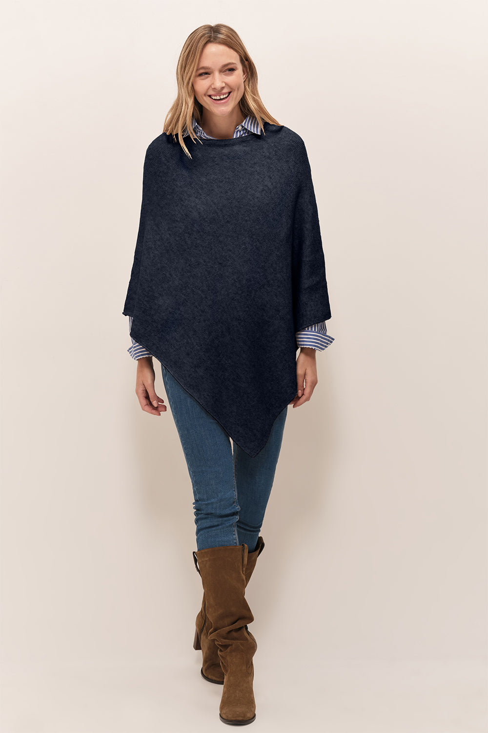 ALAMO - Poncho marine en tricot