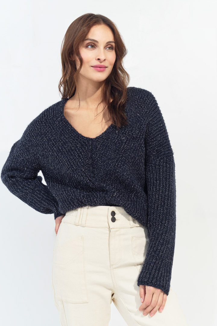 TIMEO - Pull marine tricot lurex encolure V devant/dos