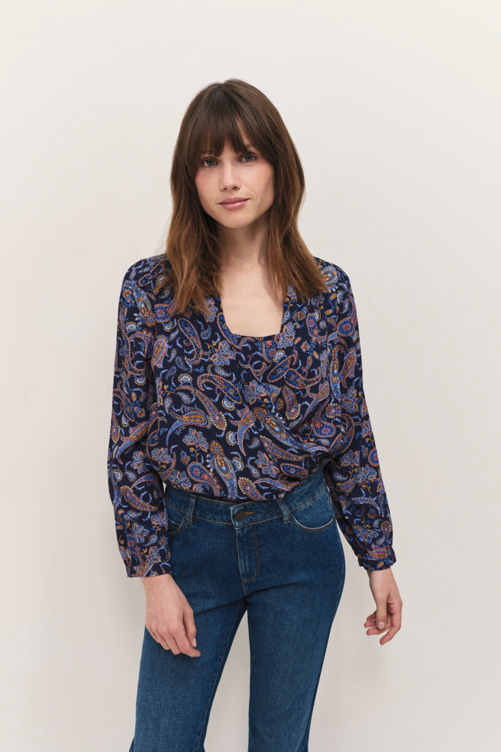 CARA - Blouse marine à imprimé néo cachemire