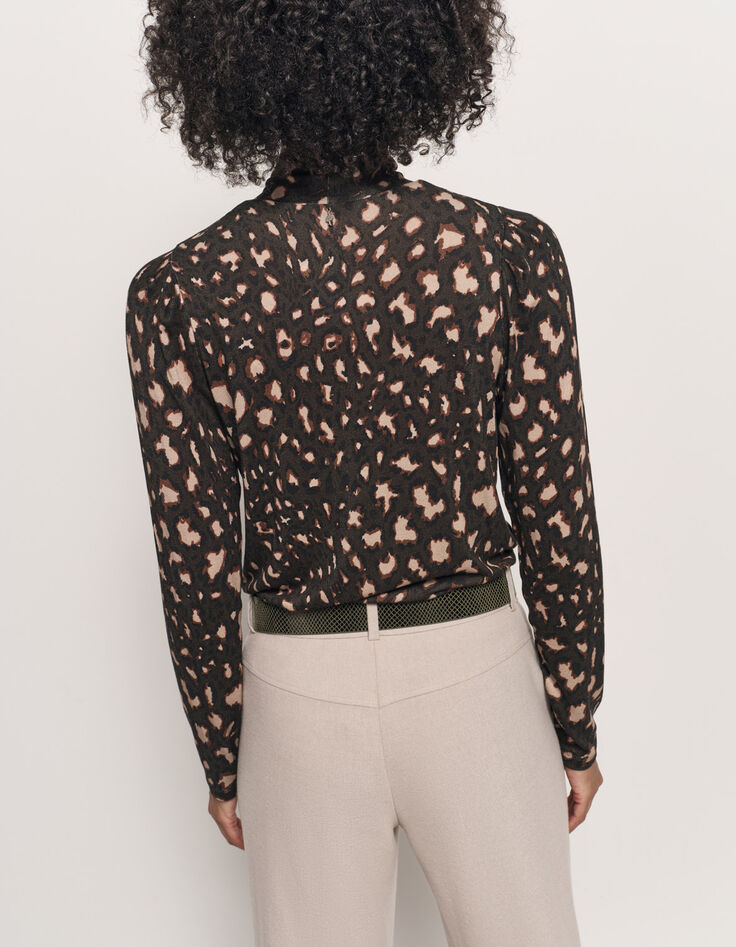 MADLY - T-shirt kaki col roulé imprimé tachiste animalier-3 MADLY - T-shirt kaki col roulé imprimé tachiste animalier-3