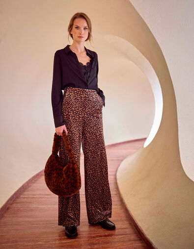 PADEN - Pantalon noir panne de velours imprimé léopard - One Step