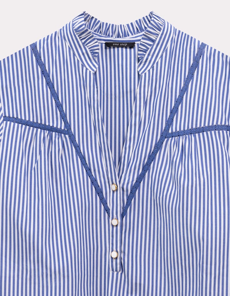 CAYCE - Blouse à rayures bleues découpes dentelle-6 CAYCE - Blouse à rayures bleues découpes dentelle-6