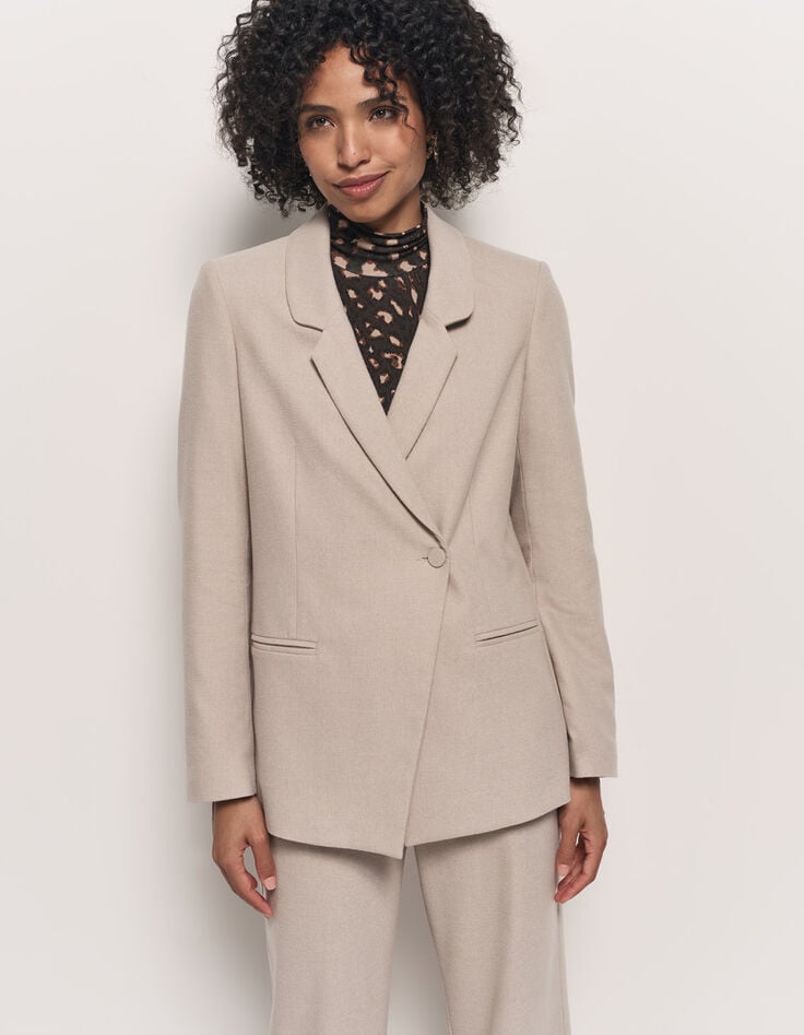 VIGG - Veste de costume beige boutonnage asymétrique-1 VIGG - Veste de costume beige boutonnage asymétrique-1