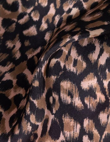 French Muse - Foulard léopard rose-6 French Muse - Foulard léopard rose-6