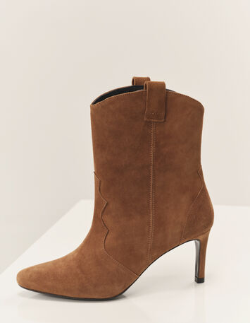 O.CALA - Boots &agrave; talon toffee en cuir velours-1
