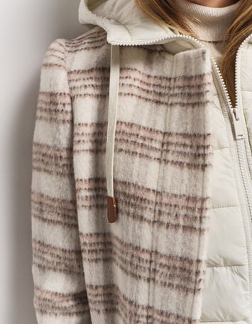 DATCHA - Manteau 2-en-1 beige motif carreaux et doudoune-4 DATCHA - Manteau 2-en-1 beige motif carreaux et doudoune-4